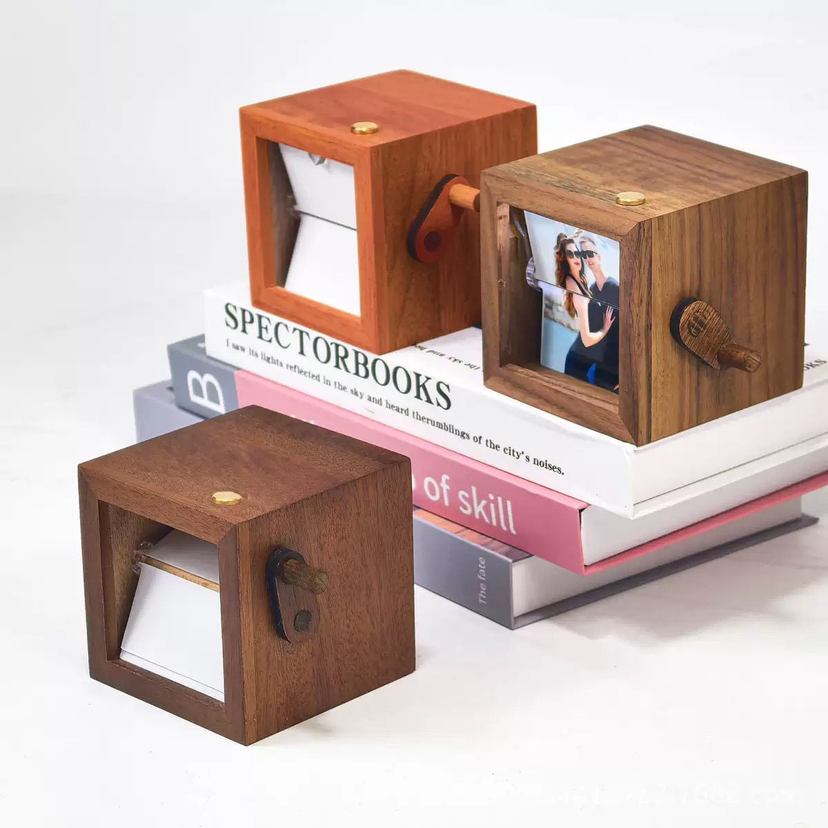 Custom Flip Book Photo Frame, Hand-Crank Wooden Photo Album, creative Gift  (8/16 Photos)