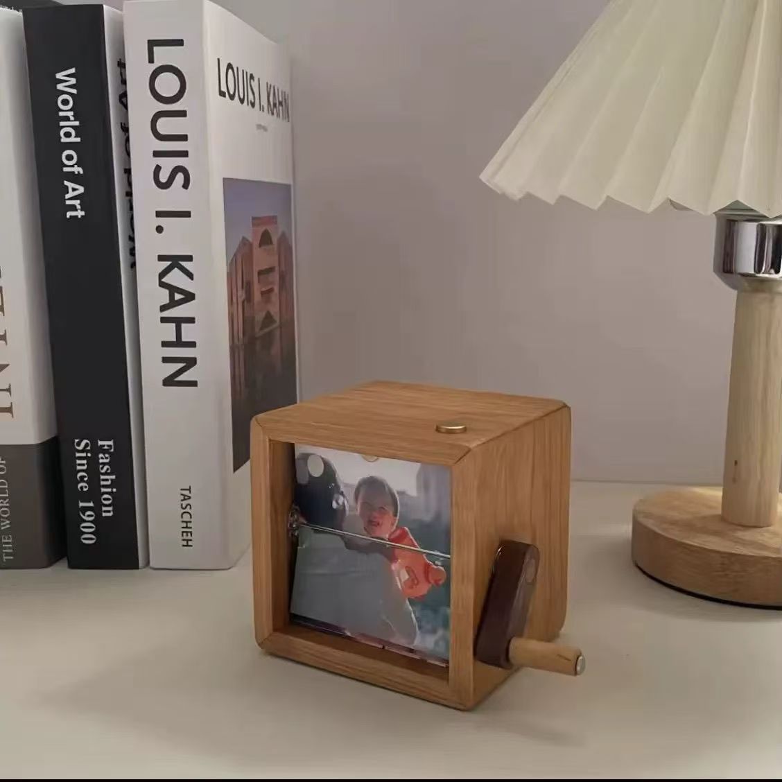 Custom Flip Book Photo Frame, Hand-Crank Wooden Photo Album, creative Gift  (8/16 Photos)